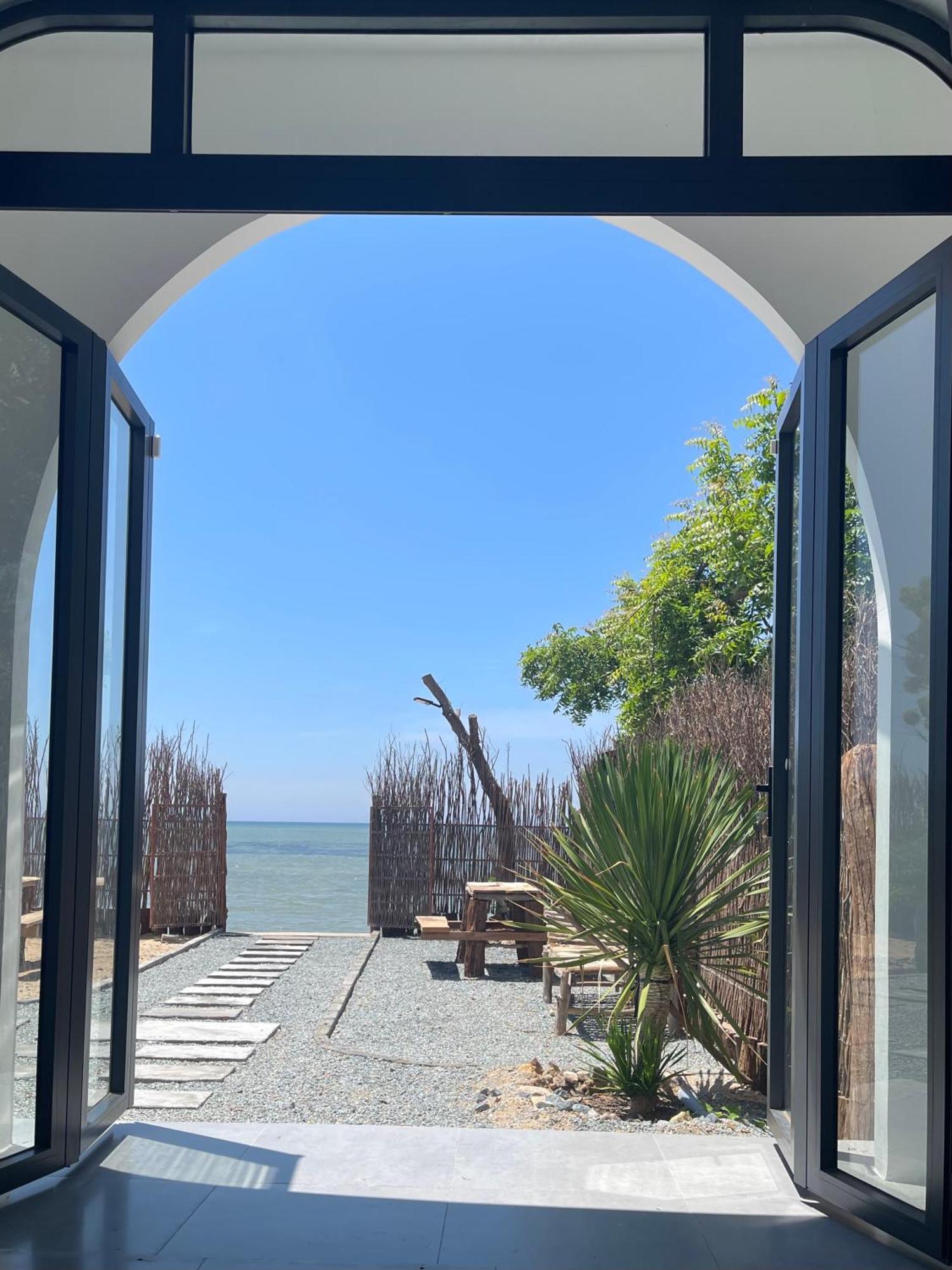 My Hoa Oceanfront Home Ap My Hai Eksteriør billede